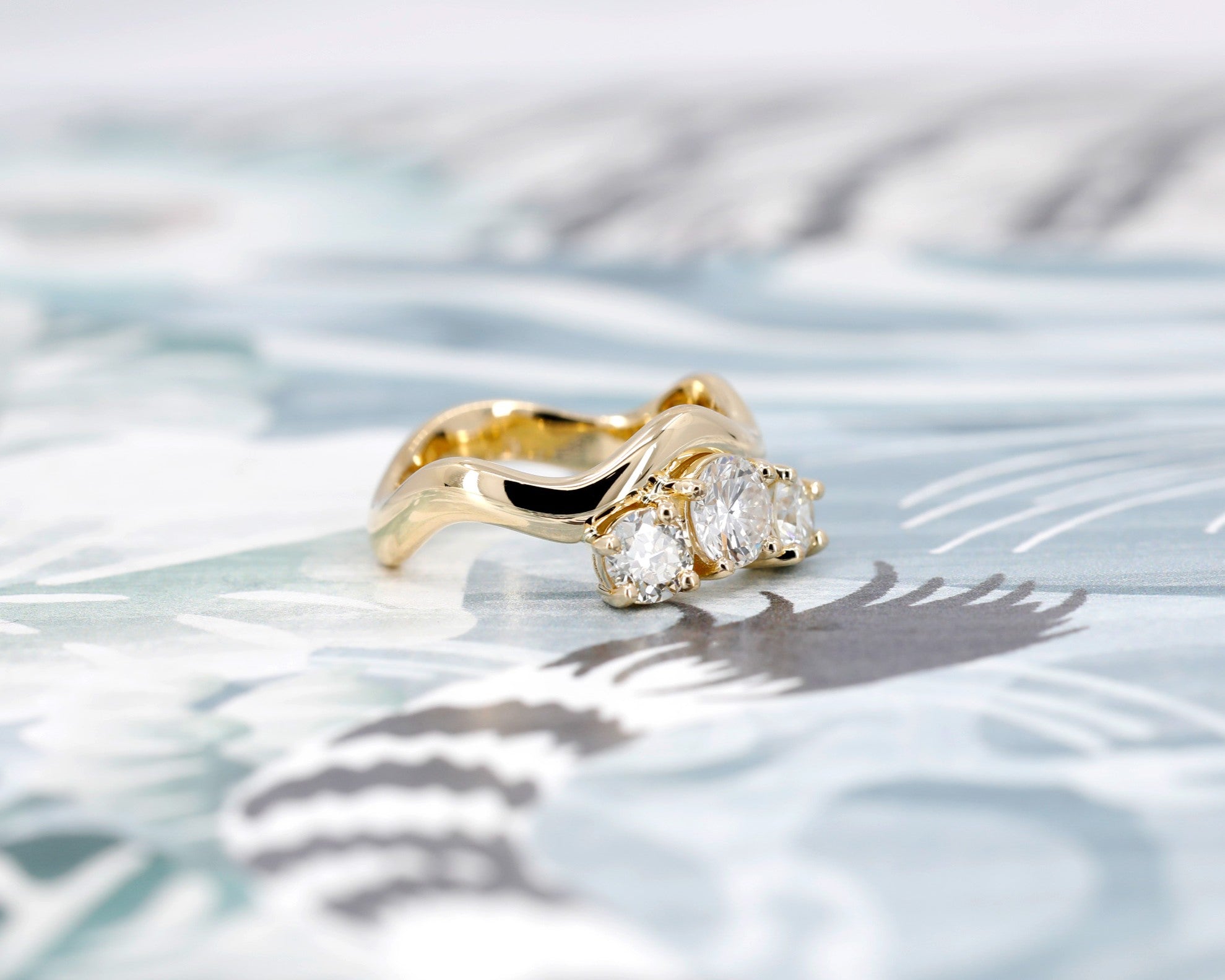 DIAMOND TRILOGY WAVE | Yellow Gold
