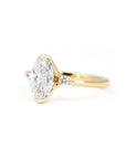 MOVAL DIAMOND MINIMALIST BEZEL SET | Yellow Gold