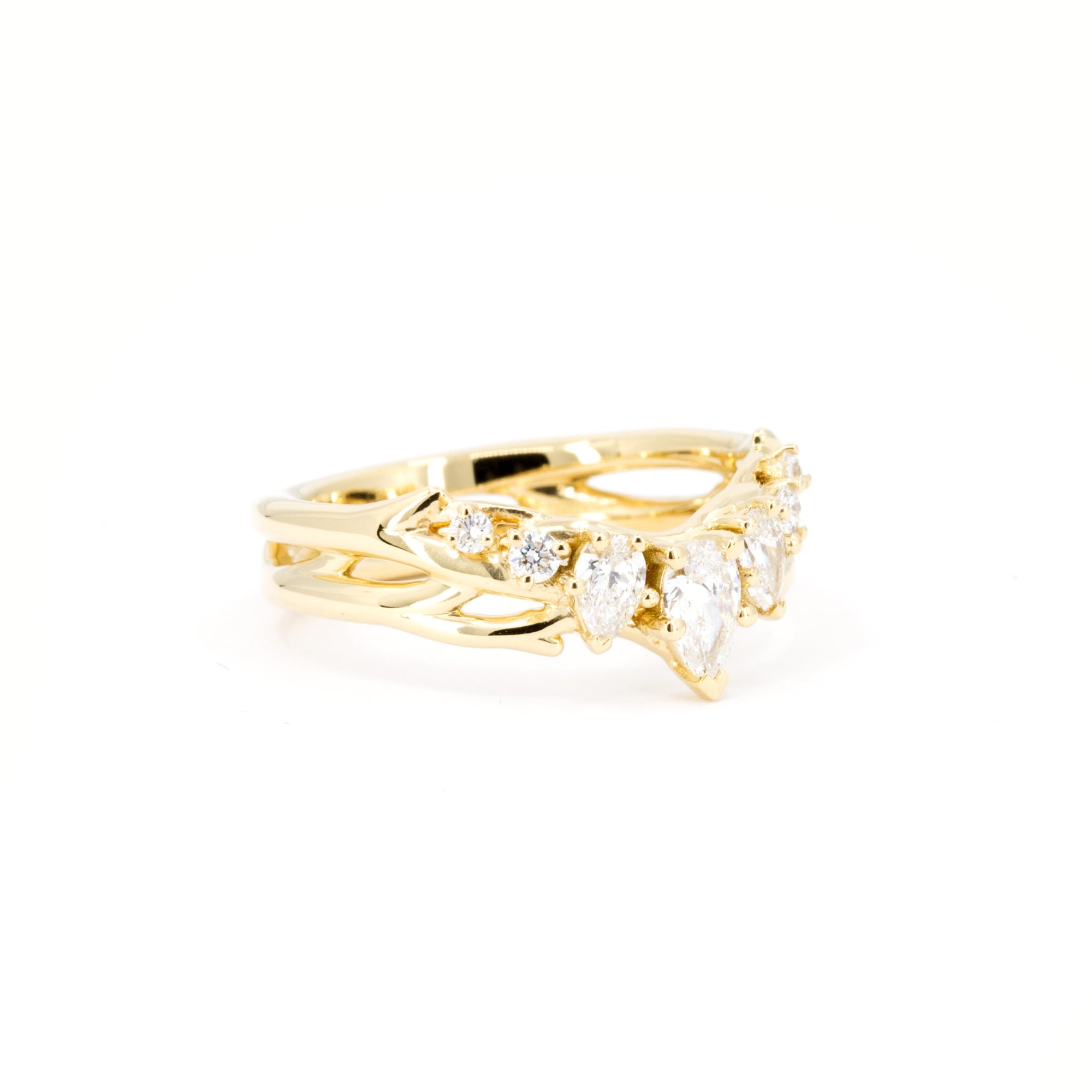 ORGANIC DIAMOND RING | Yellow Gold