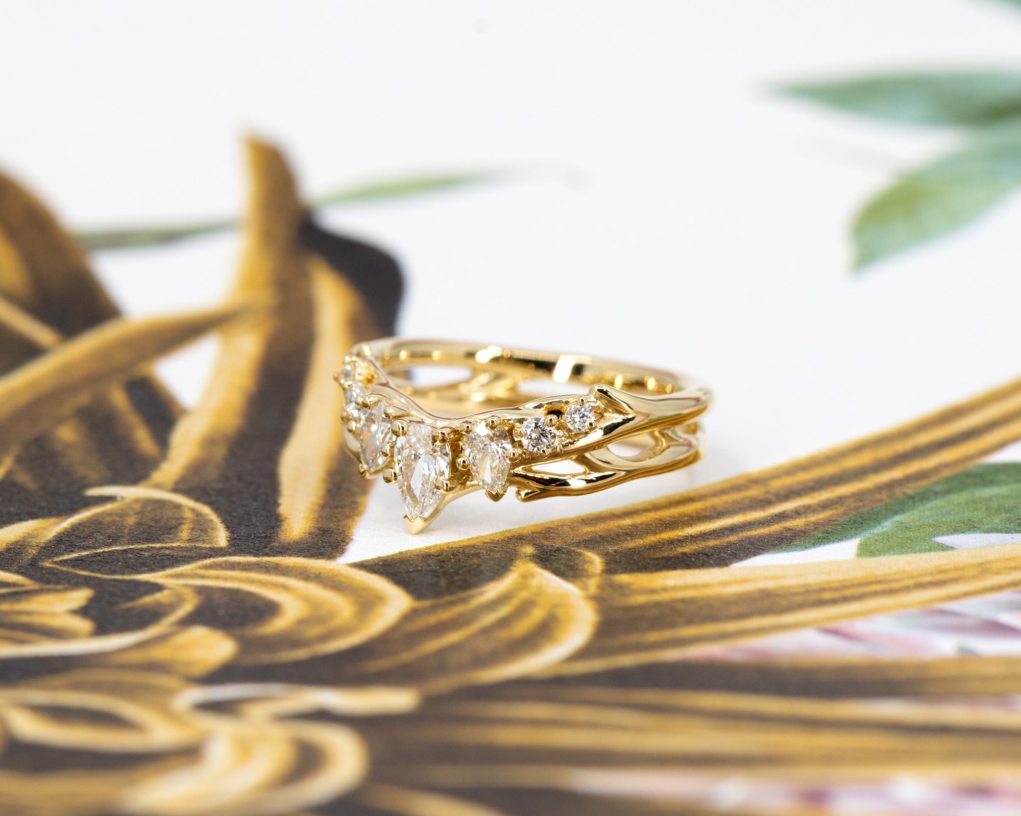 ORGANIC DIAMOND RING | Yellow Gold
