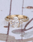 OVAL DIAMOND DESIR | Yellow Gold