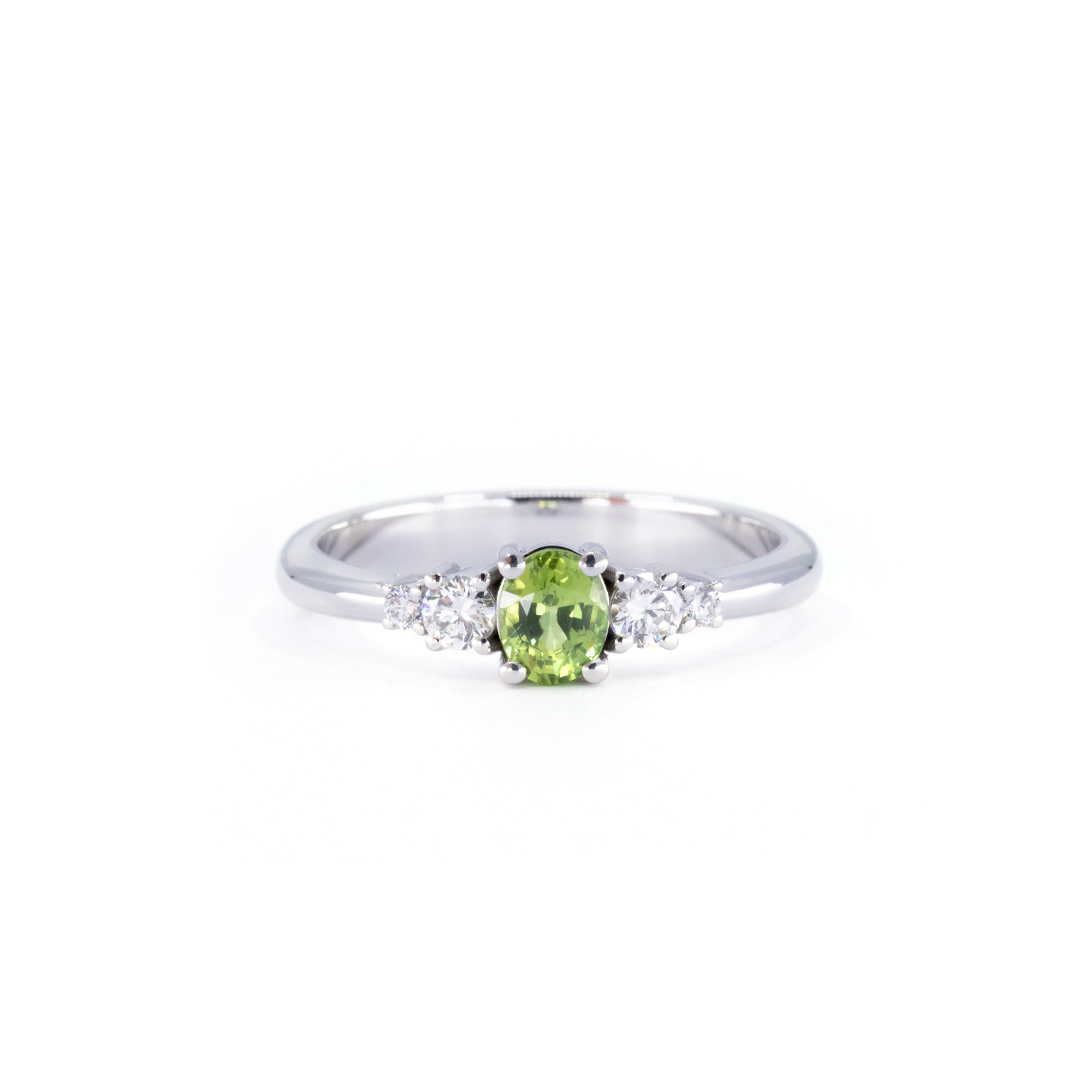 GREEN OVAL SAPPHIRE PRELUDE RING | White Gold