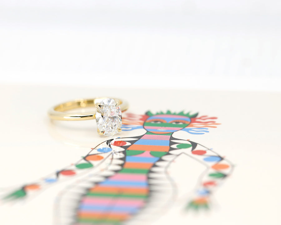 Oval Shape Yellow Gold Minimalist Bridal Ring
