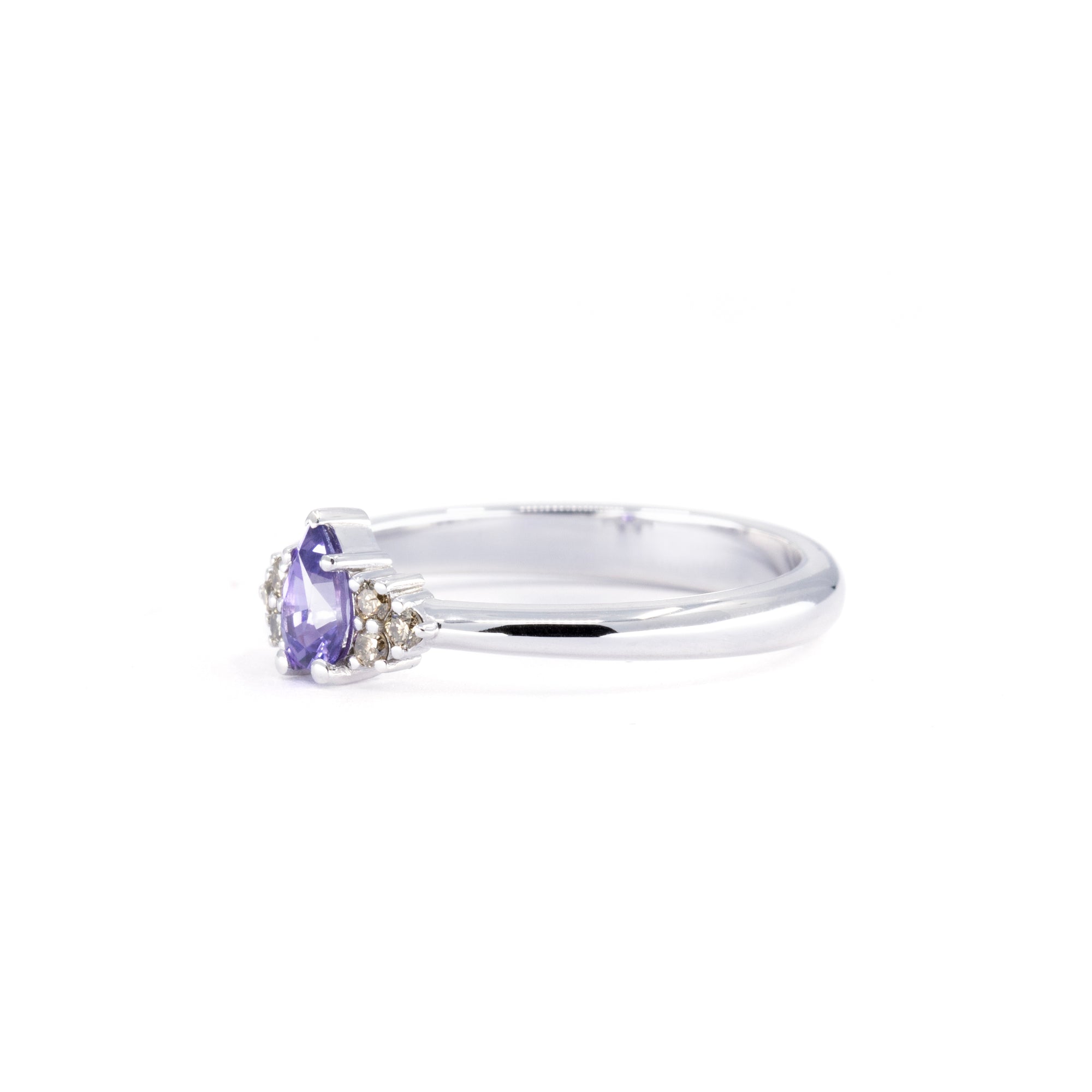 PURPLE PEAR SHAPE DESIR RING | White Gold