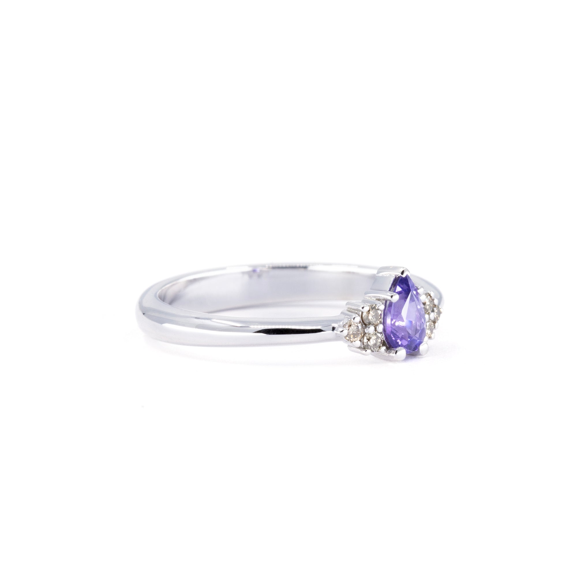 PURPLE PEAR SHAPE DESIR RING | White Gold