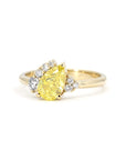 PEAR YELLOW DIAMOND ASYMMETRICAL HALO | Yellow Gold