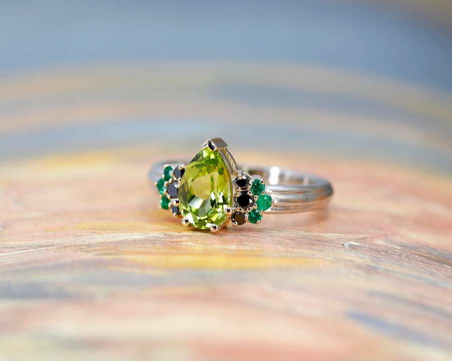 Pear Shape Peridot & Black Diamond and Emerald 2 Tons Gold Jet Ring