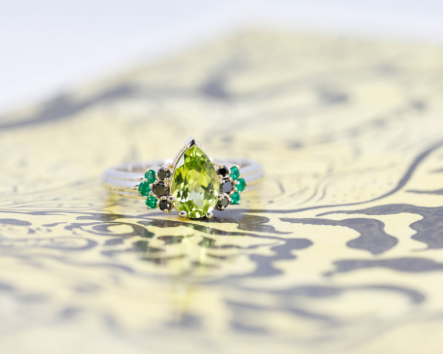 Pear Shape Peridot & Black Diamond and Emerald 2 Tons Gold Jet Ring