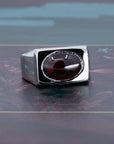 CABOCHON GARNET SIGNET RING | Platimum