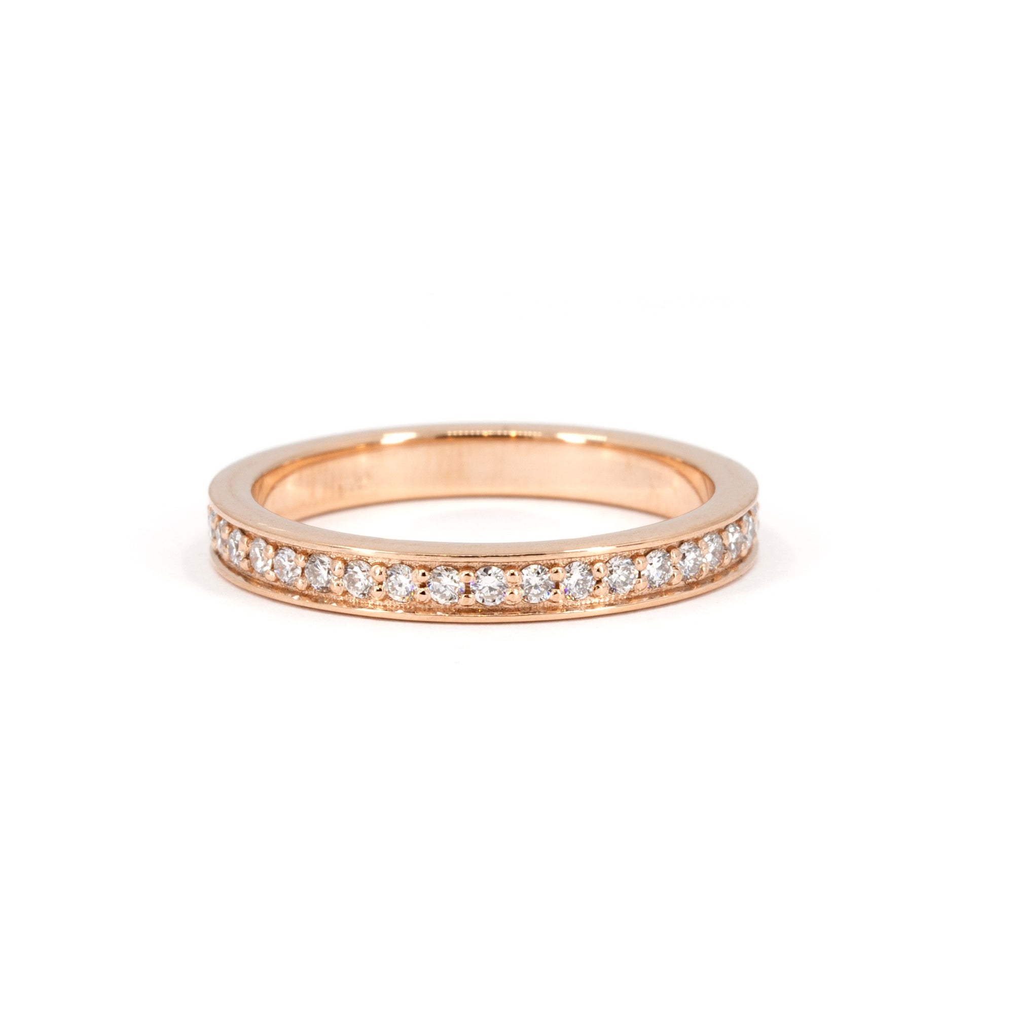 Elegant rose gold wedding band with 1.50 mm lab-grown diamonds in a pinpoint setting, handcrafted by Bena Jewelry in Montreal, Quebec. The perfect blend of luxury and sustainability for a timeless look.