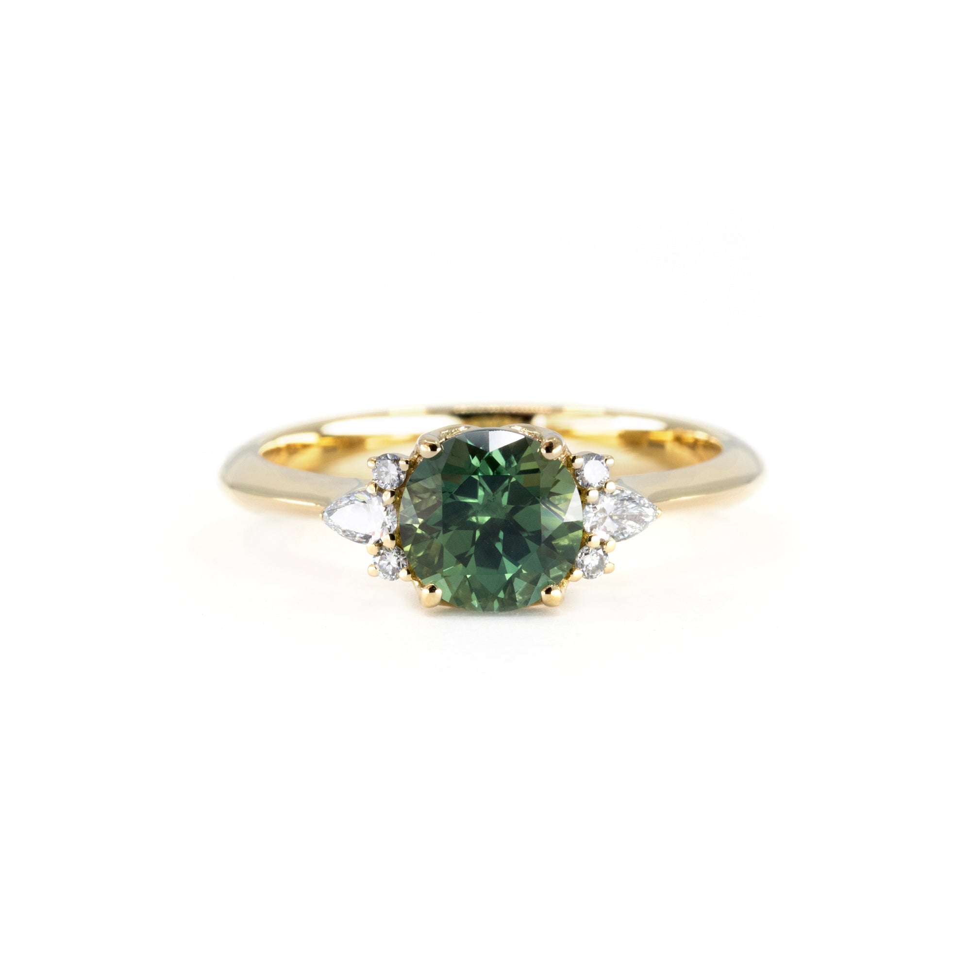 ROUND GREEN SAPPHIRE MARQUISE SIDE DIAMOND | Yellow Gold
