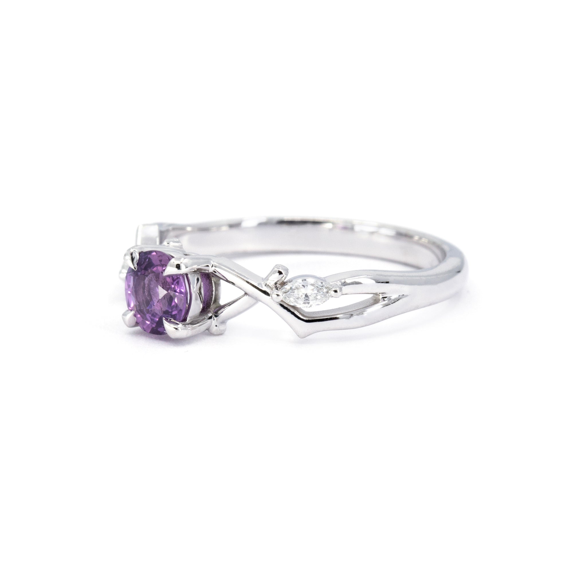 ORGANIC MINIMAL ROUND PURPLE SAPPHIRE | White Gold