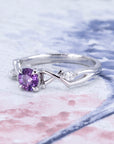 ORGANIC MINIMAL ROUND PURPLE SAPPHIRE | White Gold