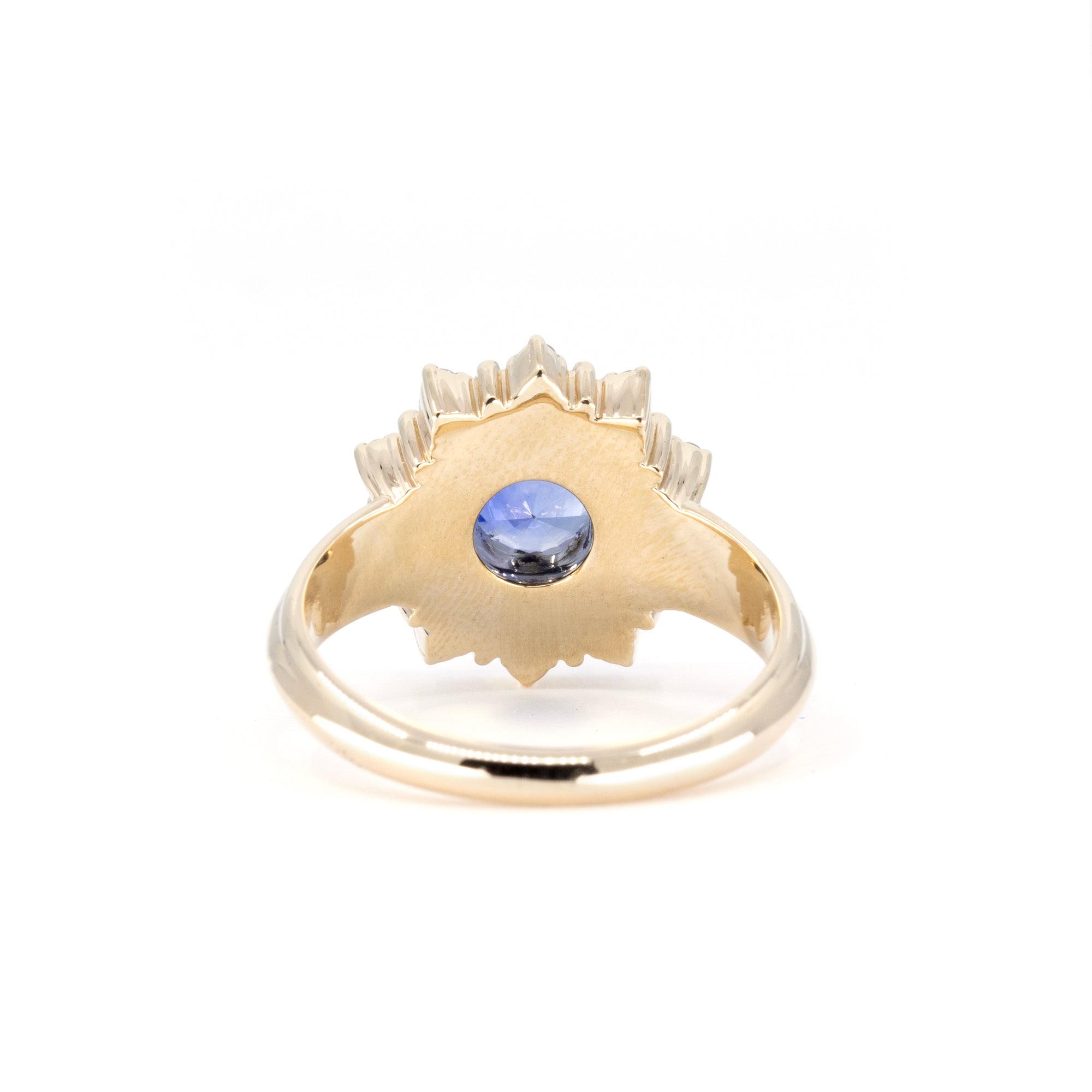 ROUND BLUE SAPPHIRE SOLEIL RING | Yellow Gold