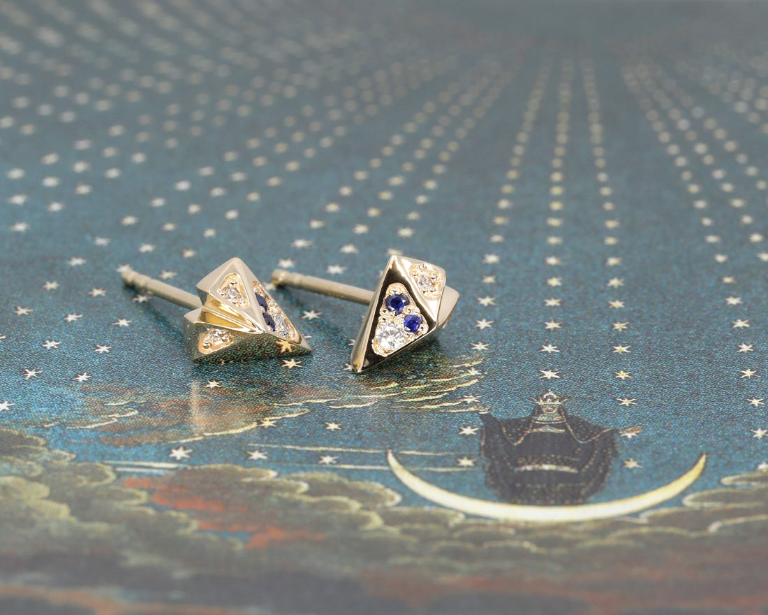 Sapphire & Diamond Edgy Heart Shape Yellow Gold Studs