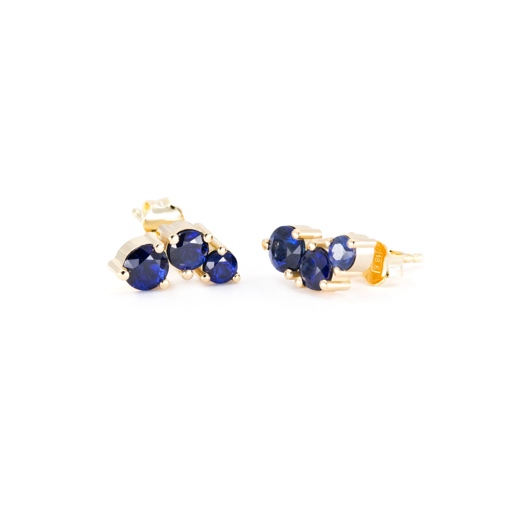 ROYAL BLUE SAPPHIRE STUDS EARRINGS | Yellow Gold