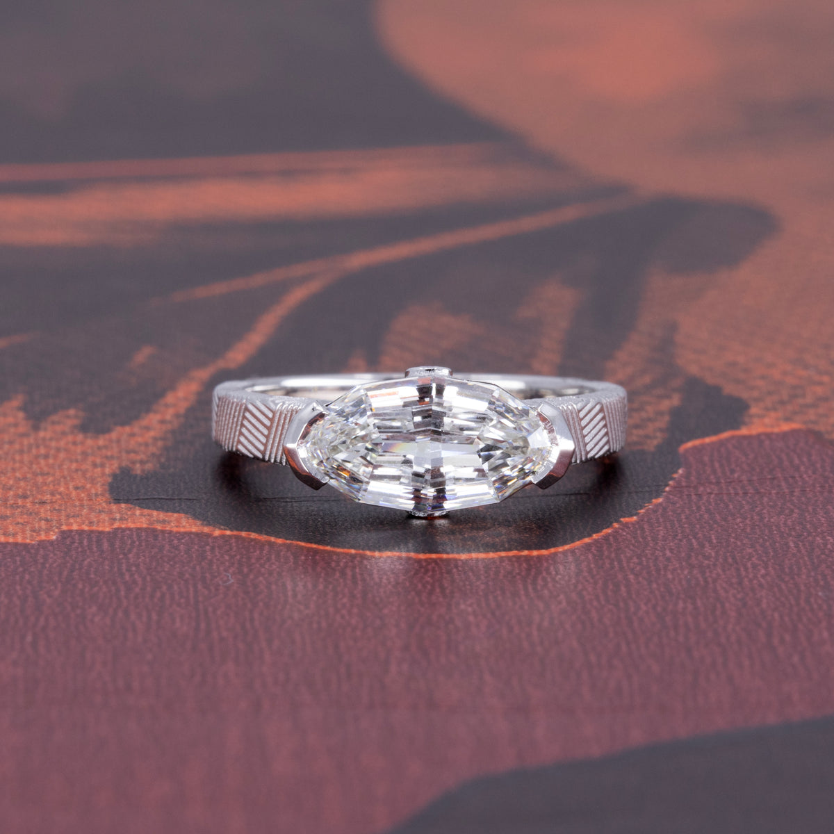 STEP CUT DIAMOND TEXTURED RING | White Gold