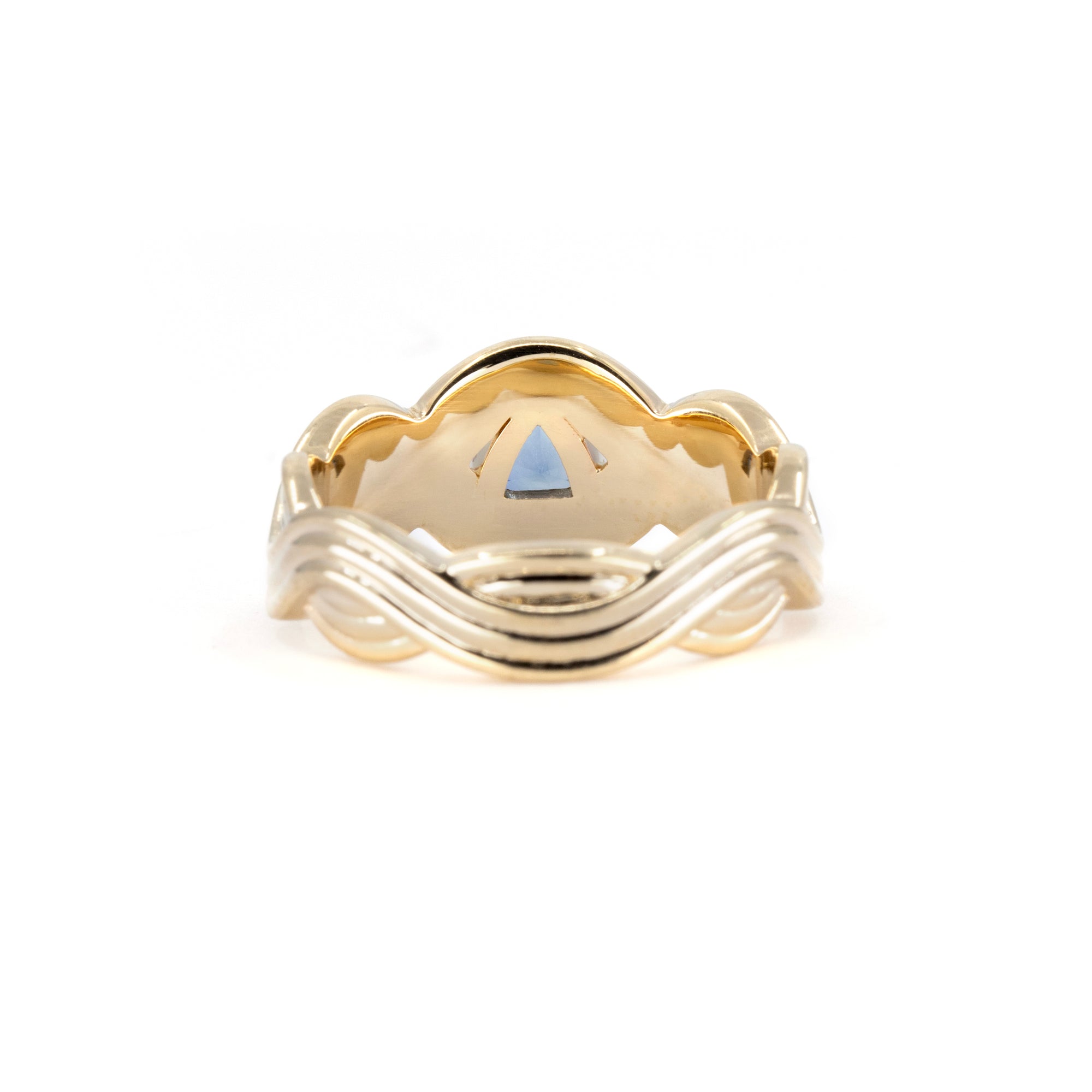 TRILLION TEAL SAPPHIRE WAVY RING | Yellow Gold