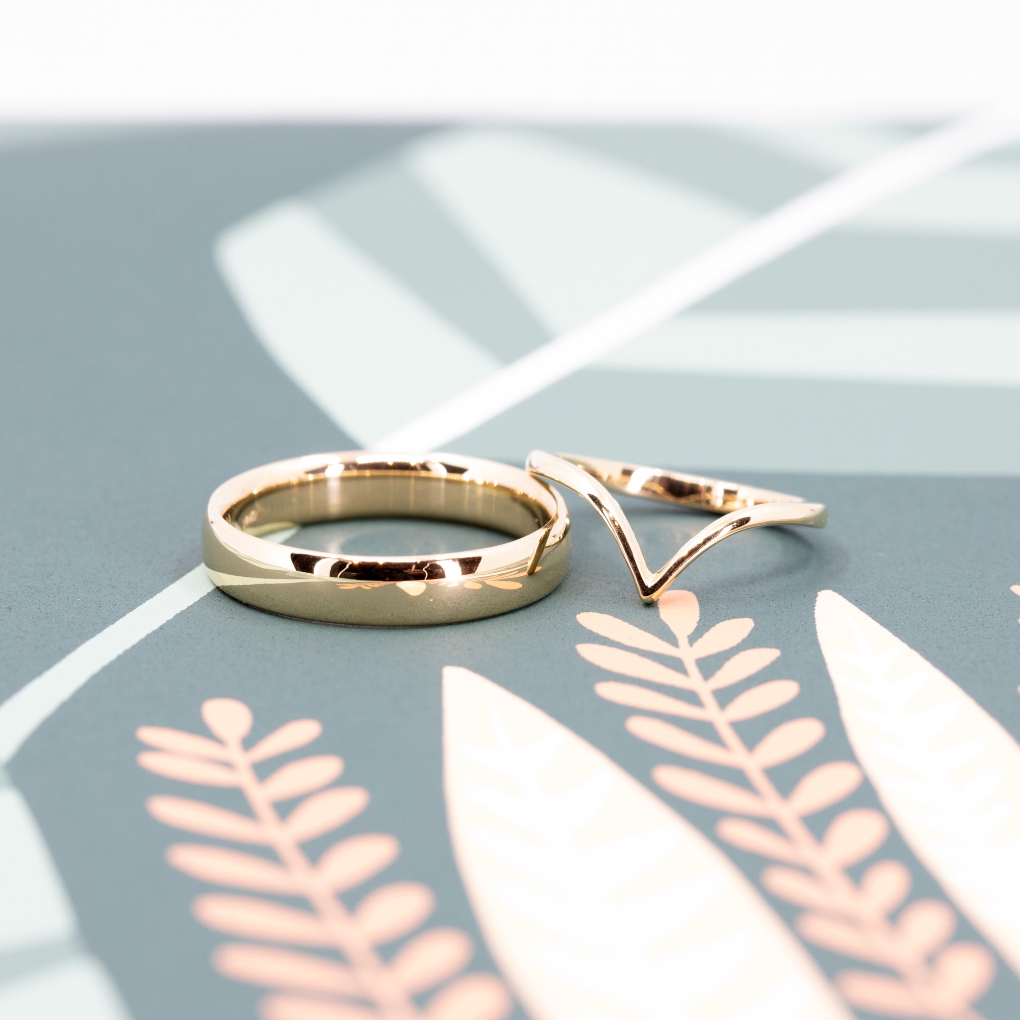 Yellow gold weding band match with men ring and women bridal fine jewelry made in Montreal, Canada, by Bena Jewelry.