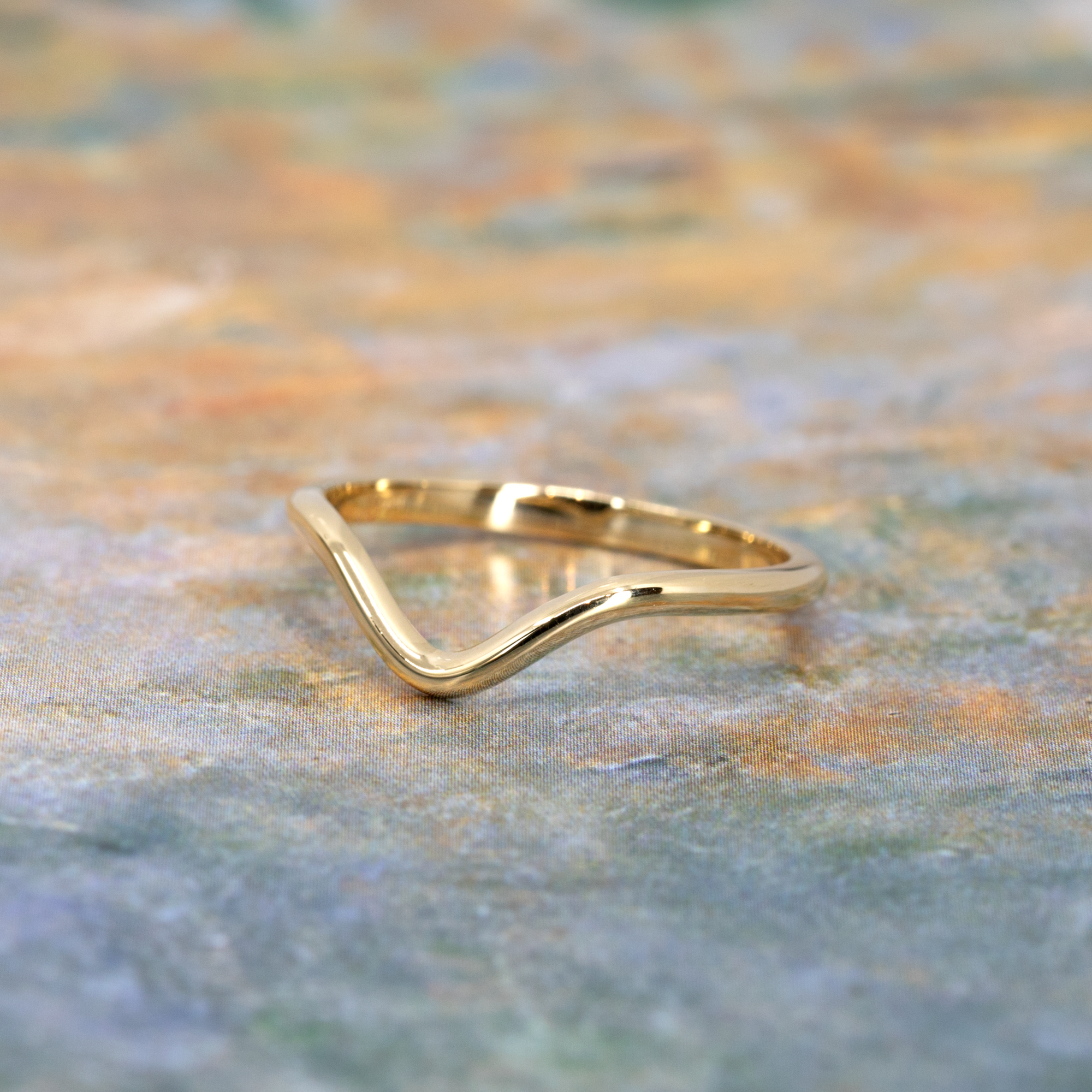 CUSTOM CURVED BAND | Yellow Gold Ring