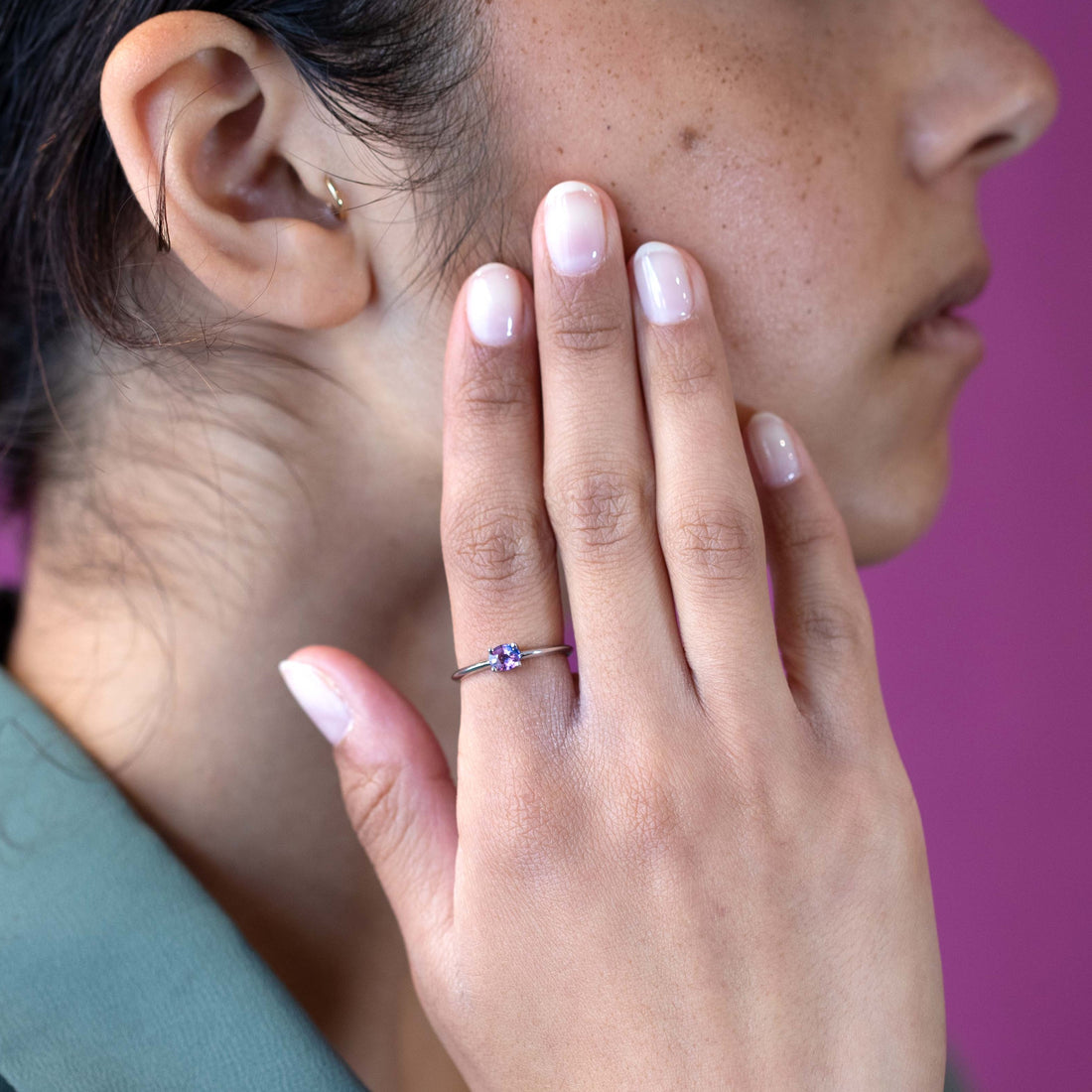 Magic Intense Purple Natural Sapphire Minimalist Gold Ring