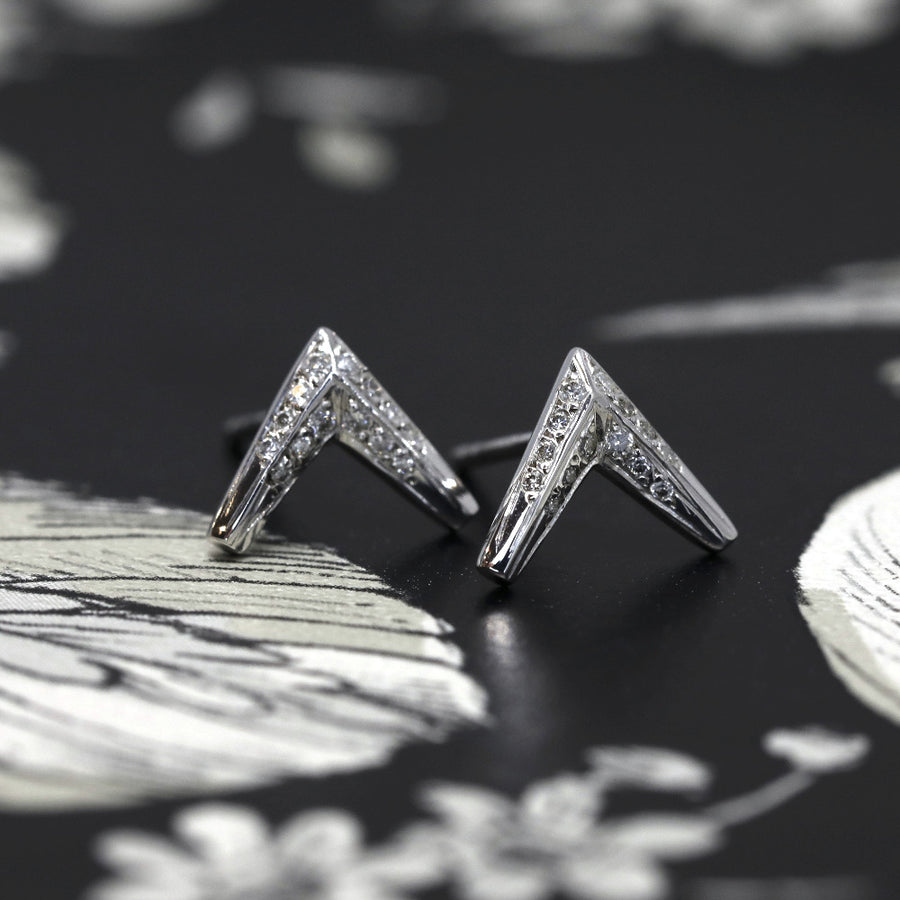 Arrow Shape Stud Earrings White Gold and Diamond Bena Jewelry Montreal