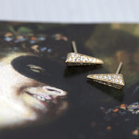 yellow gold diamond blade stud earrings bena jewelry montreal