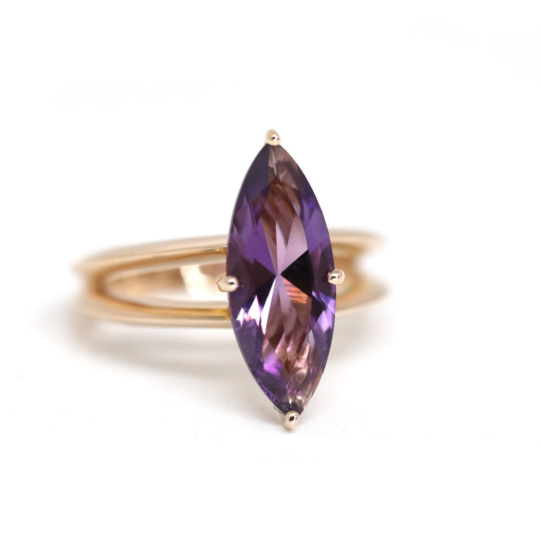 Marquise Shape Amethyst Rose Gold Bena Jewelry Ring Fine Jewelry Color Gemstone Simple Shape Minimalist Fine Jewelry Montreal Made in Canada Purple Natural Color Gemstone Jewelry