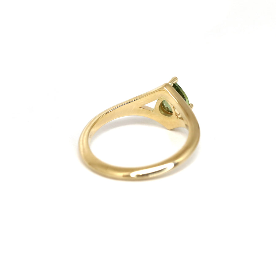 Green Sapphire Yellow Gold Adorn Ring