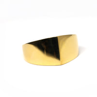 front view of vermeil gold ring minimaliste style made in montreal jewelry designer bena jewelry handmade fine jewelry edgy collection little italy jewelry designer montreal