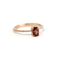 top view of yellow gold ring cushion garnet red gemstone simple color gemstone engagement ring made in montreal red gemstone gold jewelry designer bena jewelry bridal color gemstone ruby mardi jewelry gallery canadian jewelry designer