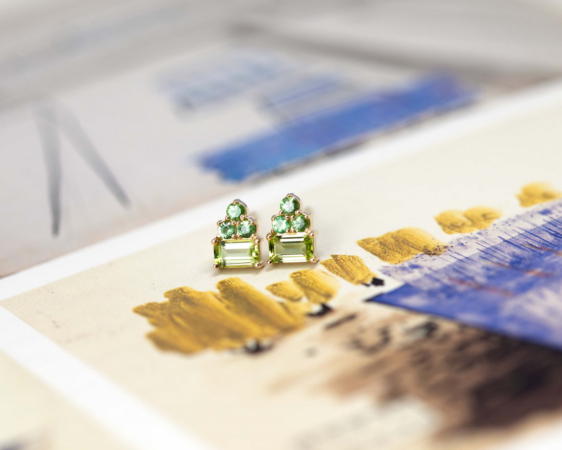 Lola Peridot & Tsavorit Gold Stud Earrings