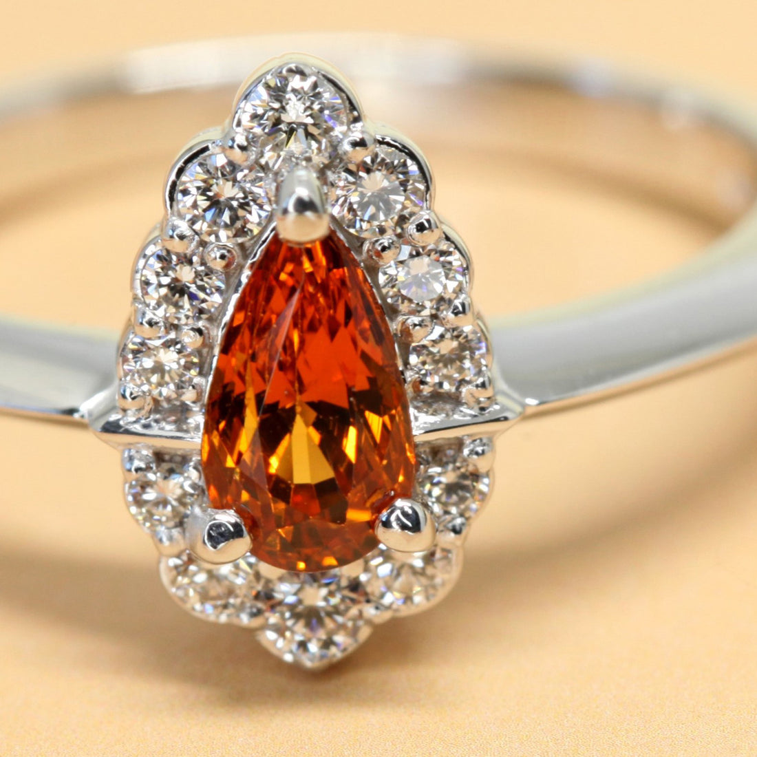 inside of spessartite garnet diamond ring vivid orange natural gemstone bena jewelry gold and color gemstone jewelry montreal handmade little italy jeweler montreal