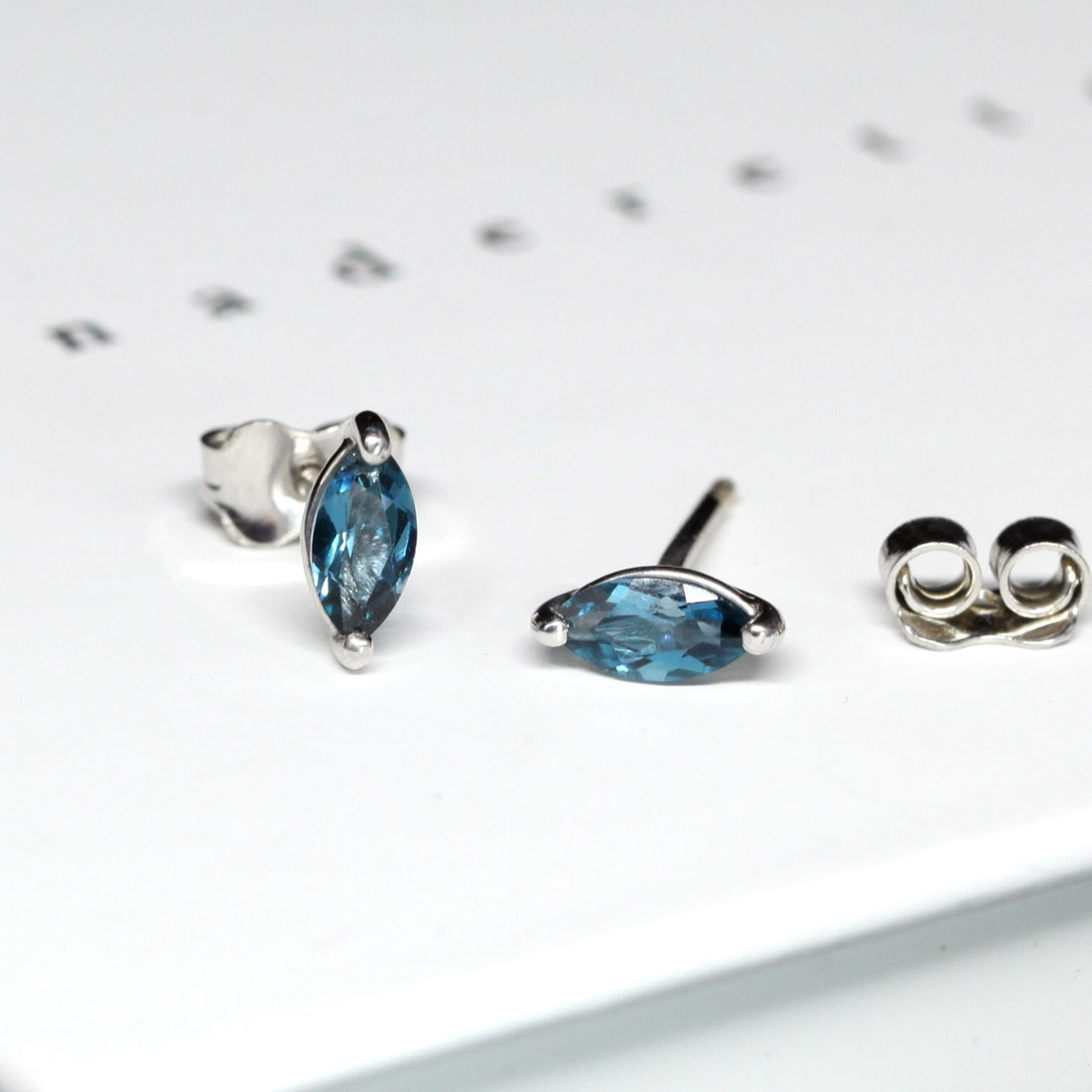 Blue topaz stud earrings marquise shape earrings blue london blue topaz marquise shape perfect unisex jewelry boucles d'oreilles fait à montreal pierre blue marquise shape jewelry designer montreal