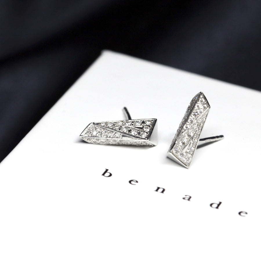 Side view of white gold and diamond stud earrings Bena Jewelry Montreal Fine Jewelry Designer Made in Canada Fancy Edgy Collection