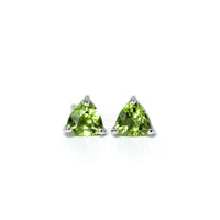 front view of peridot trillion stud earrings vivid green gemstone earrings small studs green gems custom made color gemstone jewelry montreal made in canada jewelry studio fine jewelry designer montreal