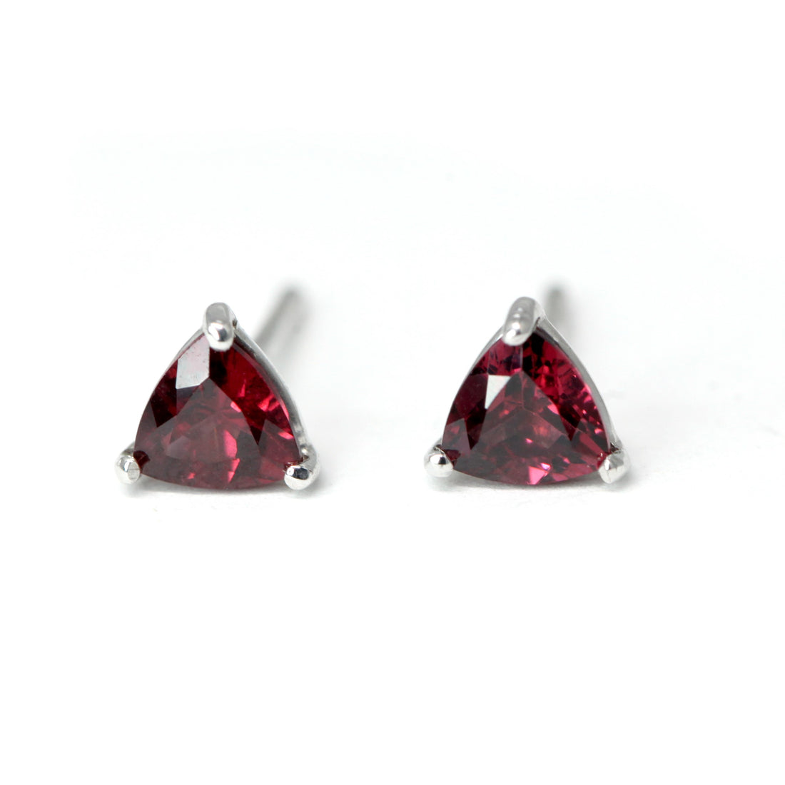 Red garnet gemstone stud earrings montreal bena jewelry custom made color gemstone jewelry little italy montreal rhodolite garnet trillion shape minimalist earrings stud
