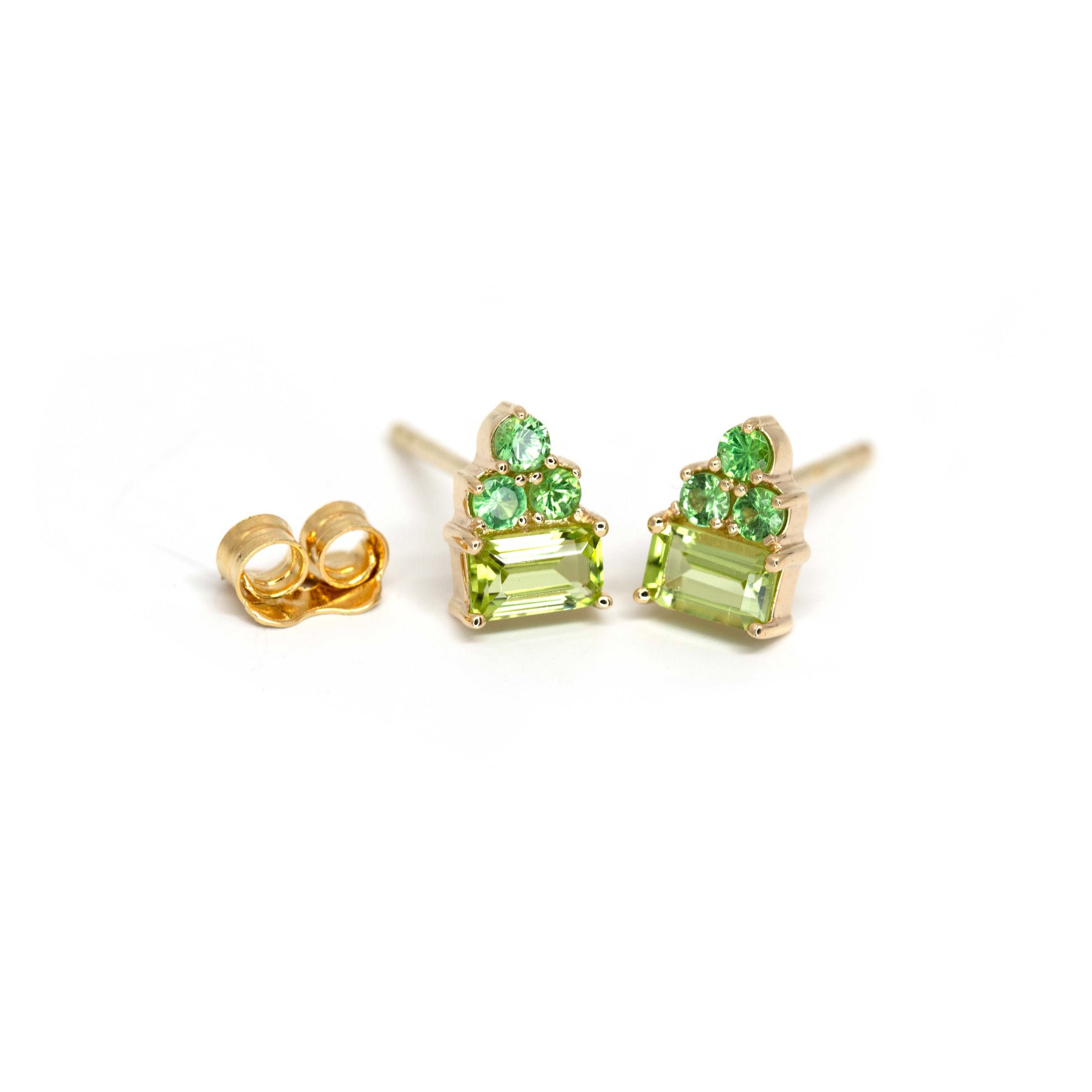 Lola Peridot &amp; Tsavorit Gold Stud Earrings