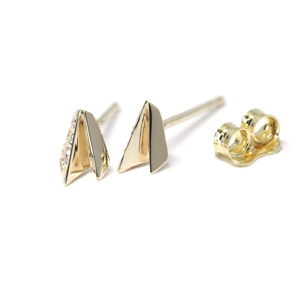 Front view of yellow gold and diamond jewelry from Fancy Edgy Collection by Bena Jewerly Montreal made in Canada.