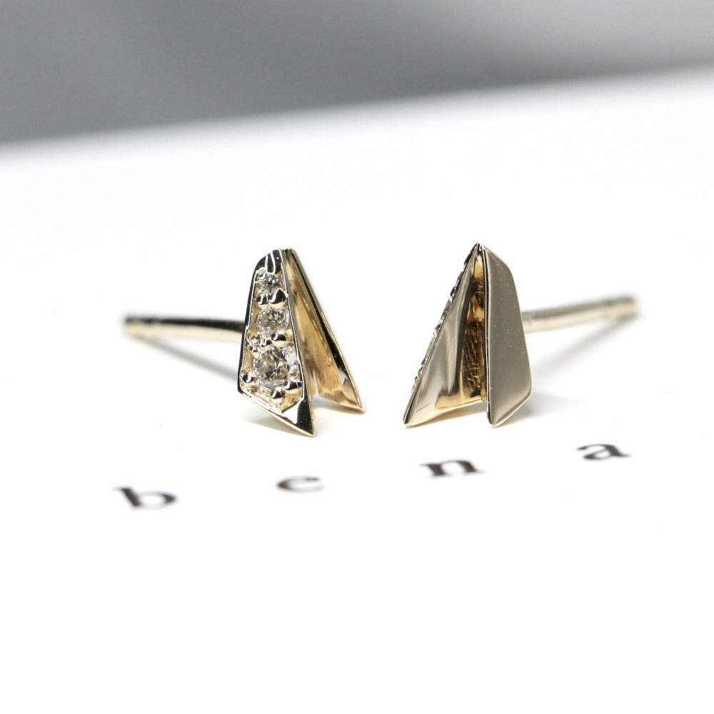 Side view Fancy Edgy Yellow Gold and Diamond Stud Earrings, Made in Montreal Canada by Bena Jewelry Designer.