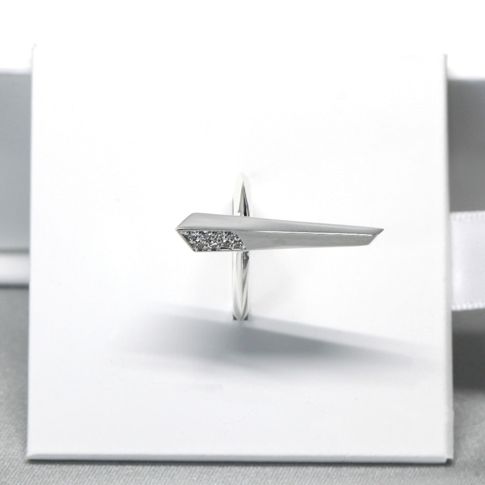 Side view of Diamond Pike Quarter Edition, contemporary phalange ring by Canadian designer Bena Jewelry.