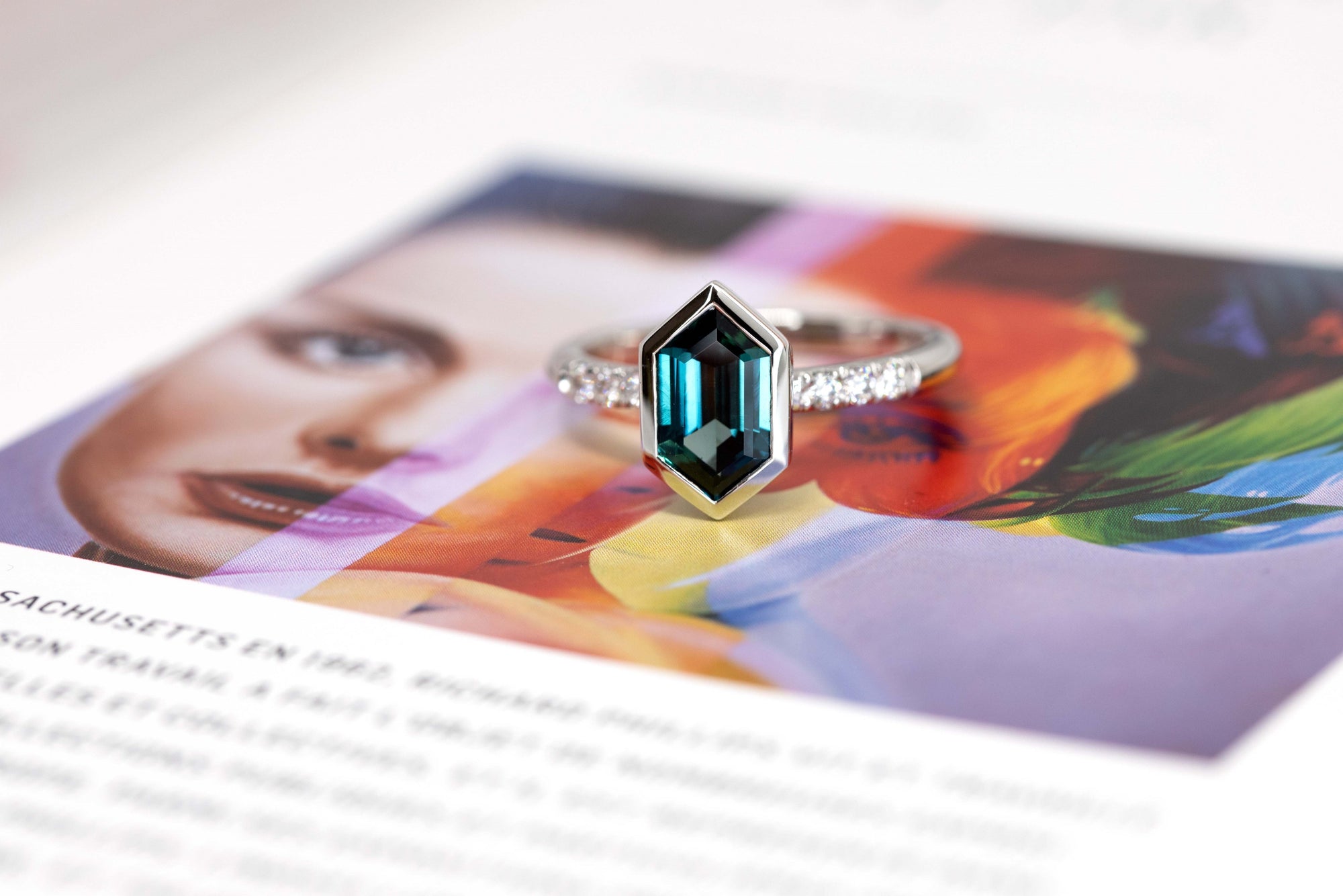 HEXAGONAL ELECTRIC SAPPHIRE&amp; DIAMOND | Platinum Ring