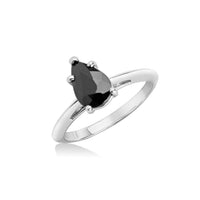 Side view of black spinel bridal engagement ring bena jewelry montreal fine jewelry designer little italy fancy color gemstone bridal ring manufacture in montreal minimalist color gemstone engagement ring fine jewelry designer bena jewelry montreal color gemstone specialist