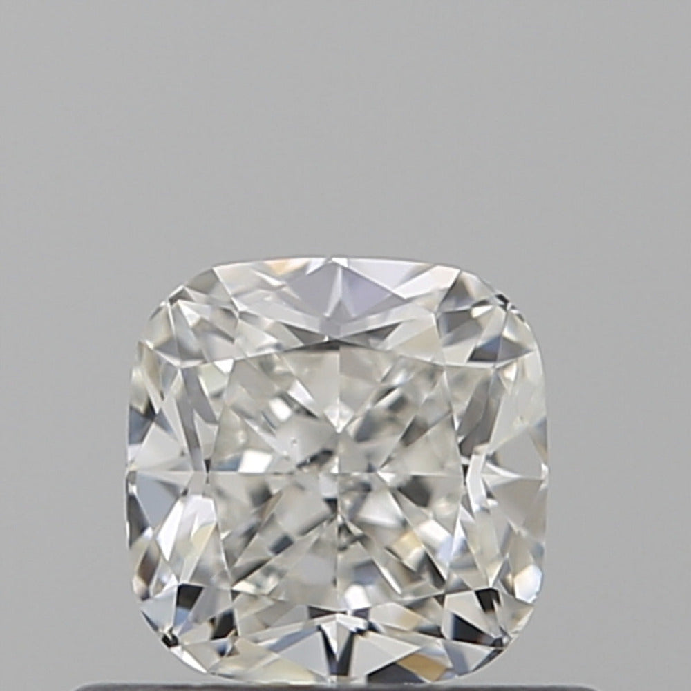 Close-up of cushion diamond, ready for custom engagement ring made in Montreal.
