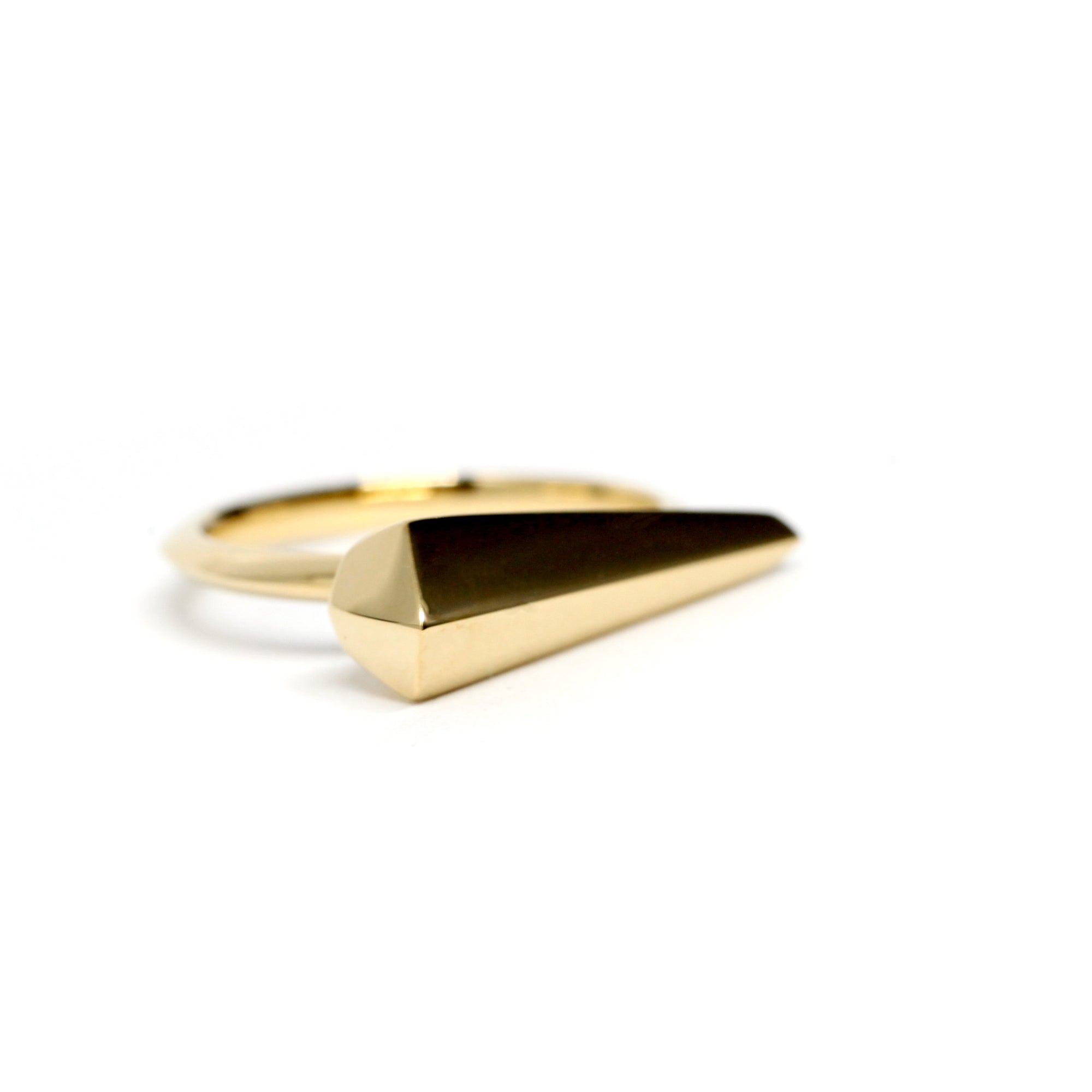 Side view of Spine Ring in Yellow Gold – A contemporary and edgy designer ring with a strong, modern aesthetic.